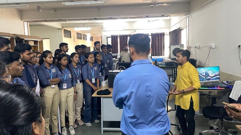 Industrial Visit – Govindrao Wanjari College of Engineering - Photo 6